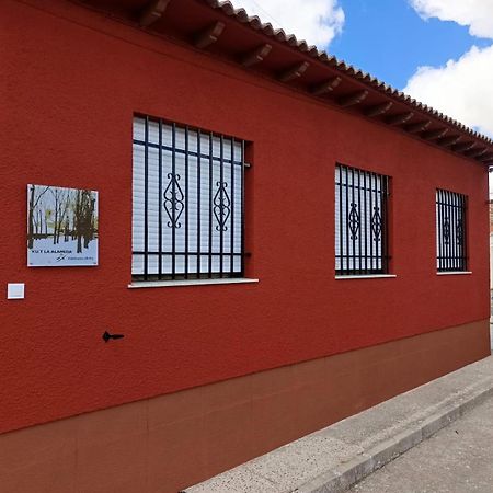 Vila La Alameda Fontiveros Exteriér fotografie